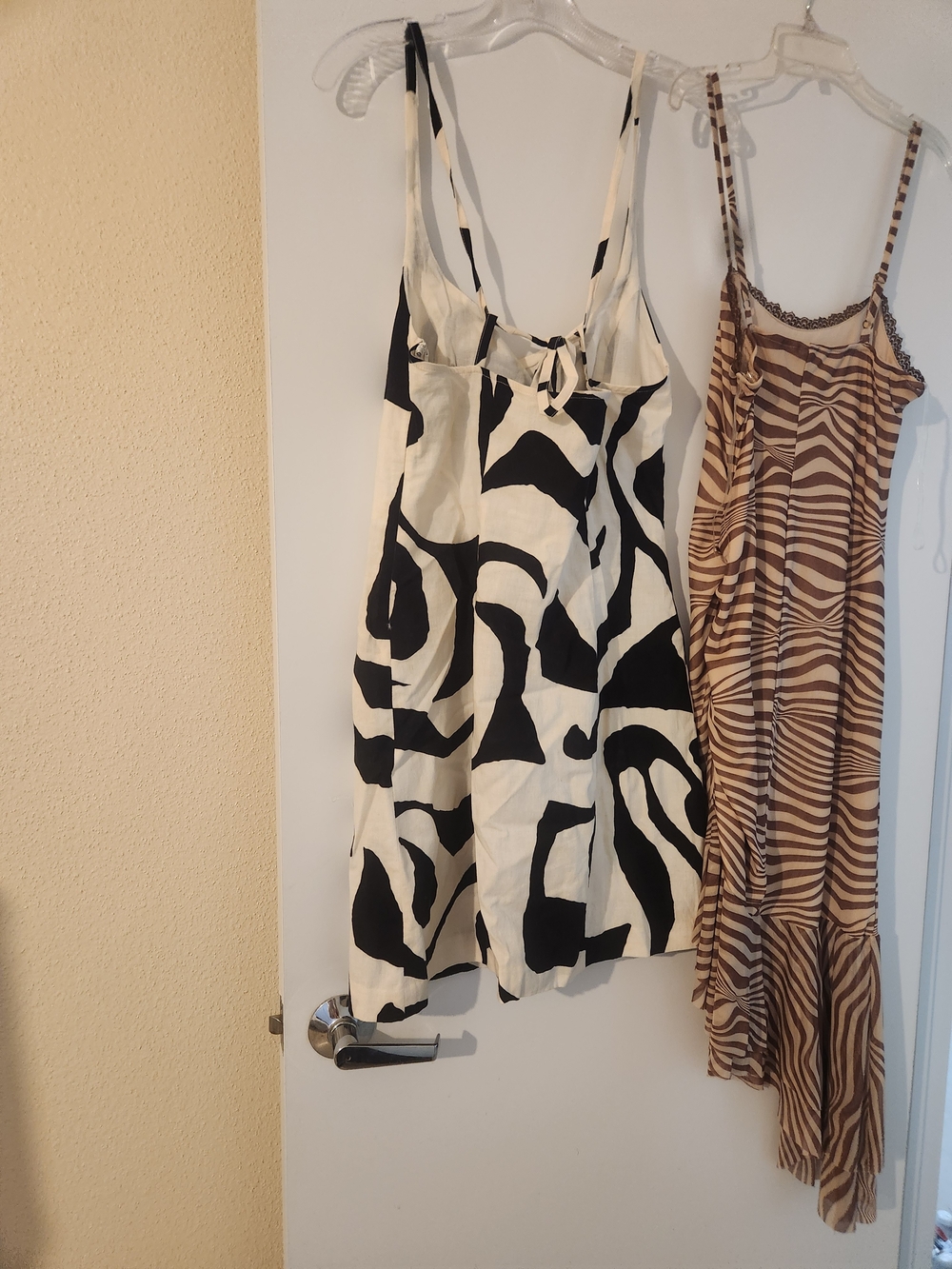 H&M Black and White Abstract Print Slip Dress